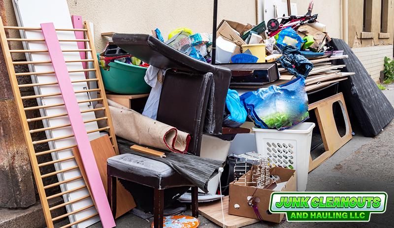 Estate Cleanouts in Lewisburg, Columbia, Fayetteville, Tennessee